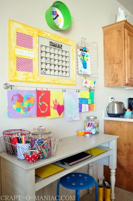 art and homework station, CraftOManiac