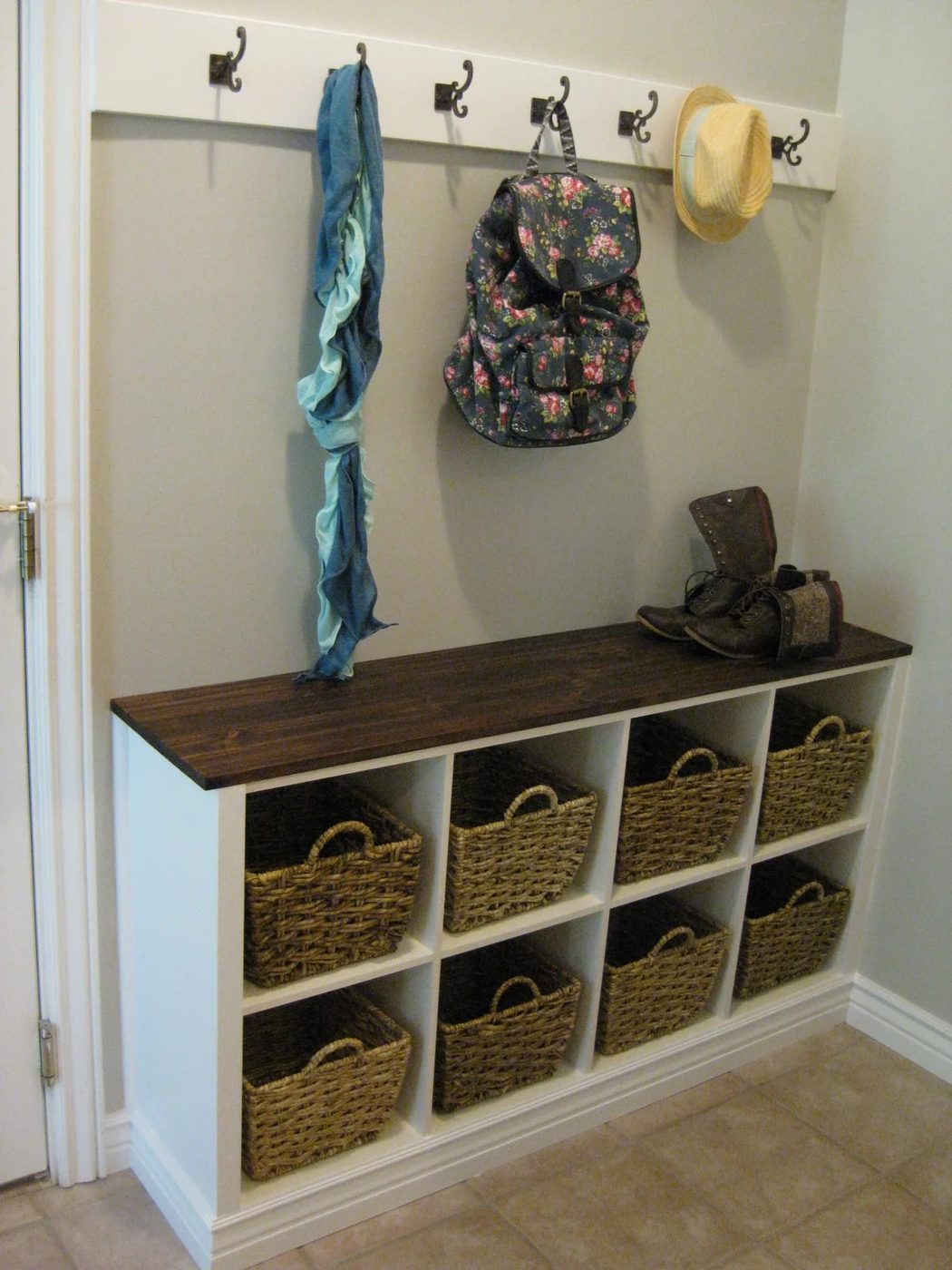 8-23, built-in home organizer, TDA Decorating and Design