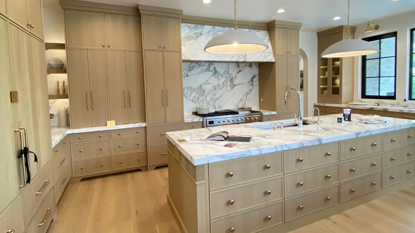 UVP23 H30 Aero Custom Homes D Katrina Weeks Design (65)