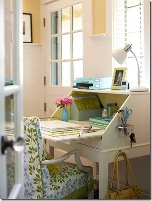 Mudroom desk-organizing