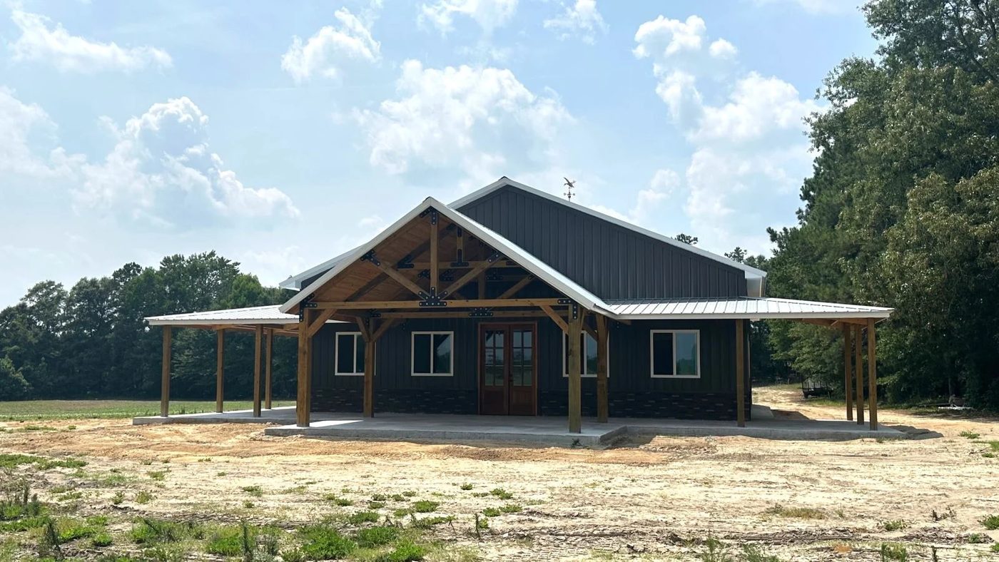 How Barndominium Homes Combine Traditional Rustic Charm With Modern Luxury