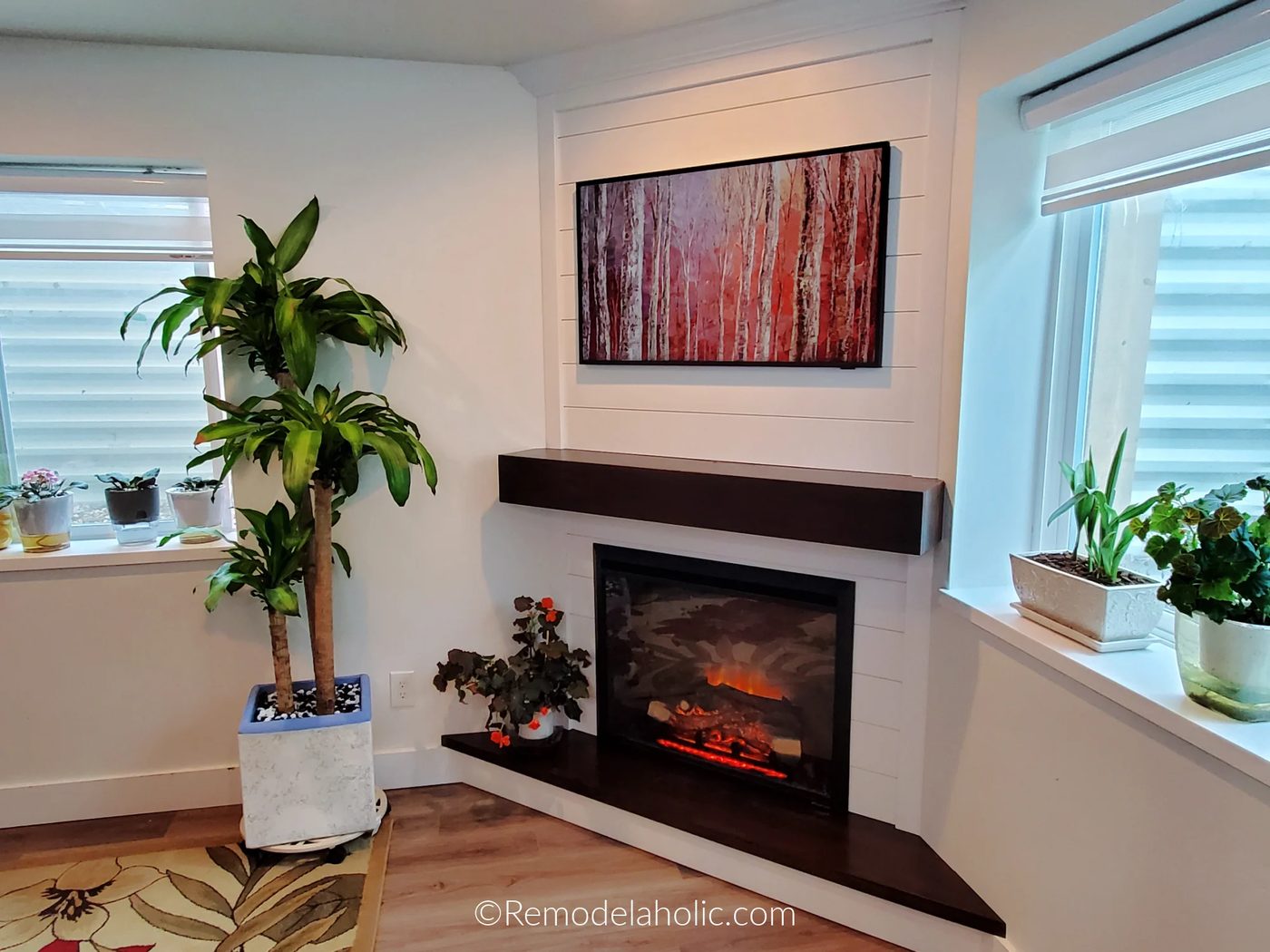 Handmade Corner Fireplace Unit With Electric Fireplace Insert And Frame TV, Shiplap And Wood Mantel Hearth Fireplace Surround, Bekob