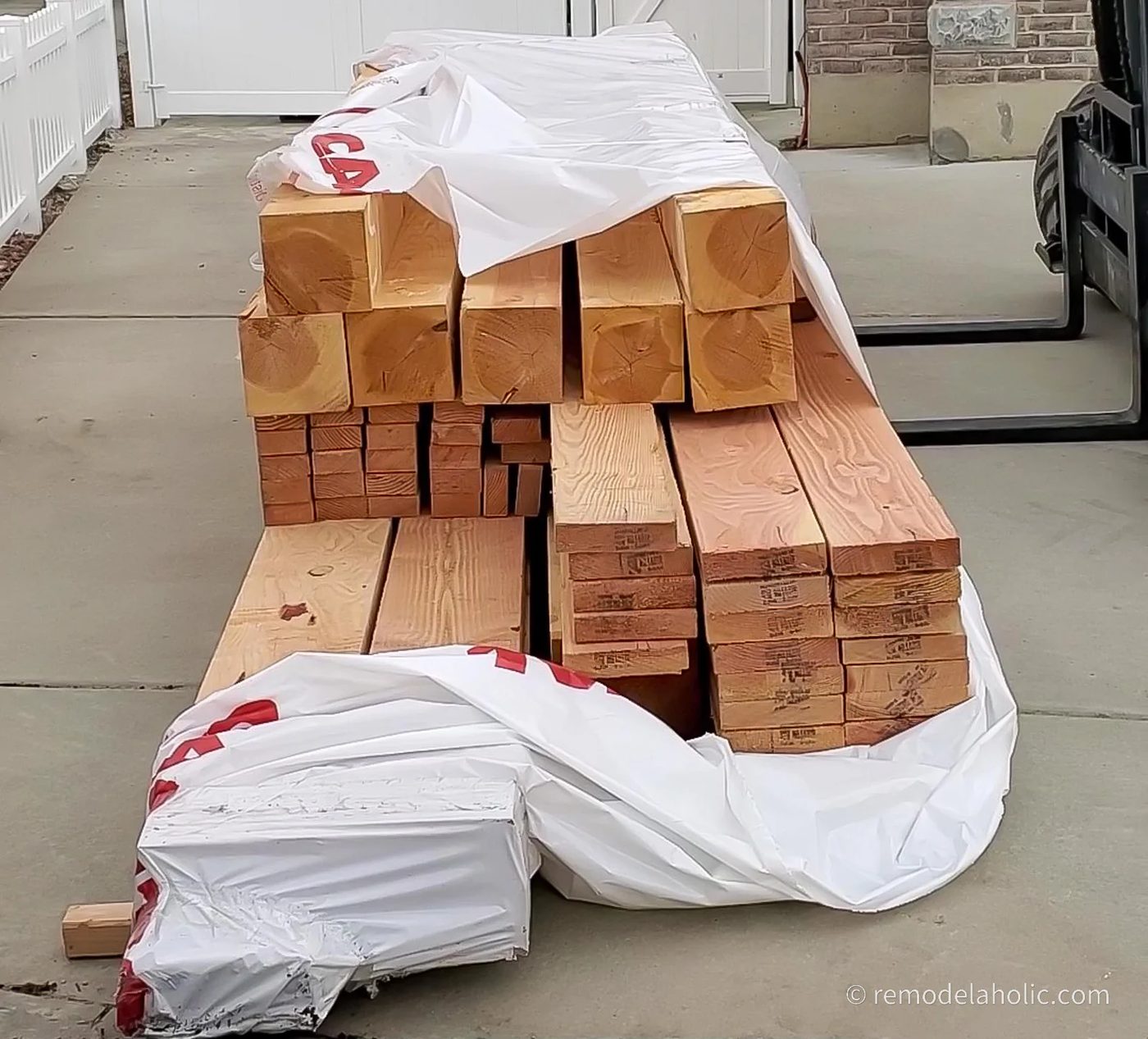 Rough Sawn Timber Pergola Lumber