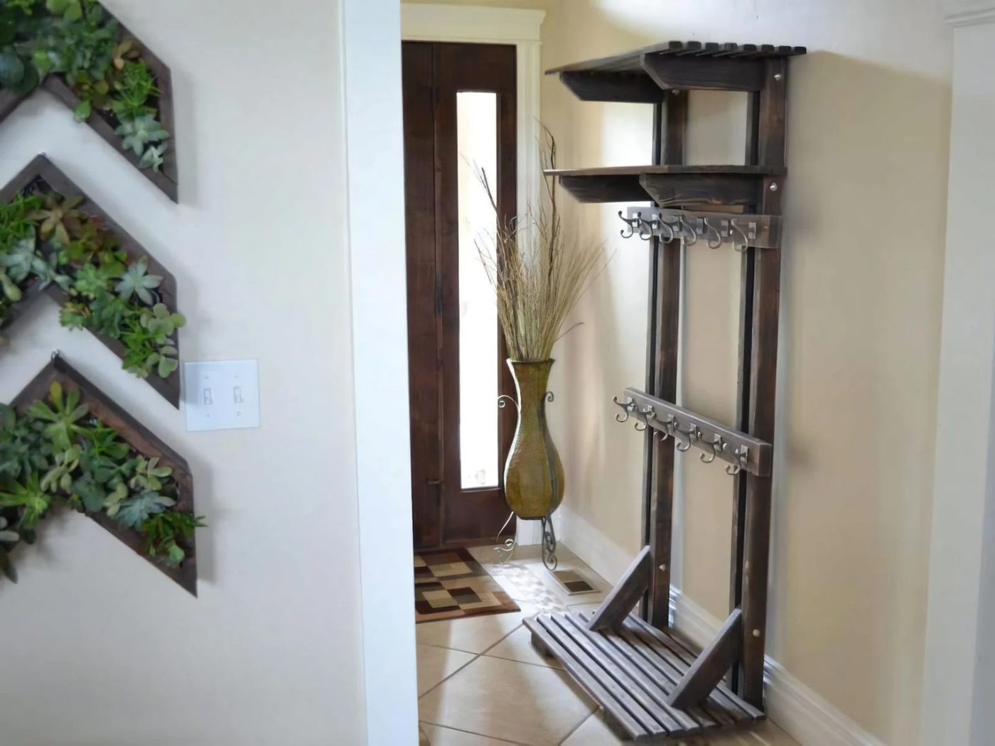 11 Hall Tree Horizontal 094252