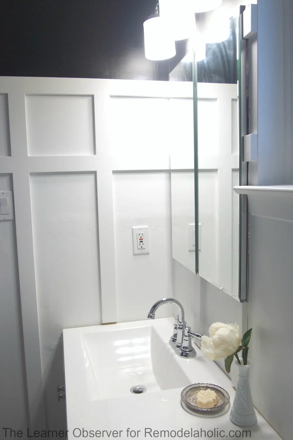 The Learner Observer for Bekob.com - Built-in medicine cabinet