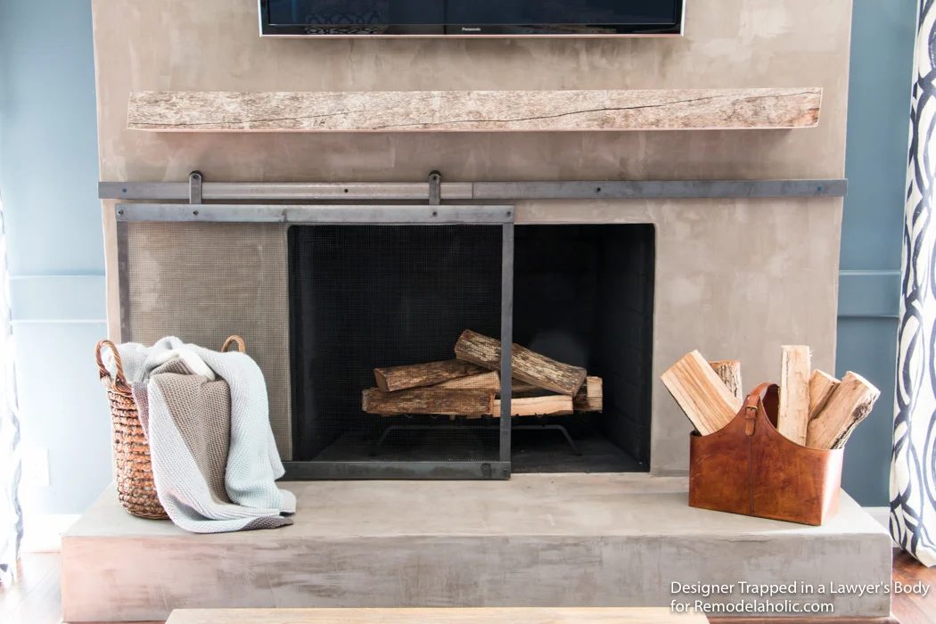 Learn how to install a wood mantel (even if it's clearly heavy) with this straightforward walkthrough from Designer Trapped in a Lawyer's Body for Bekob.com!