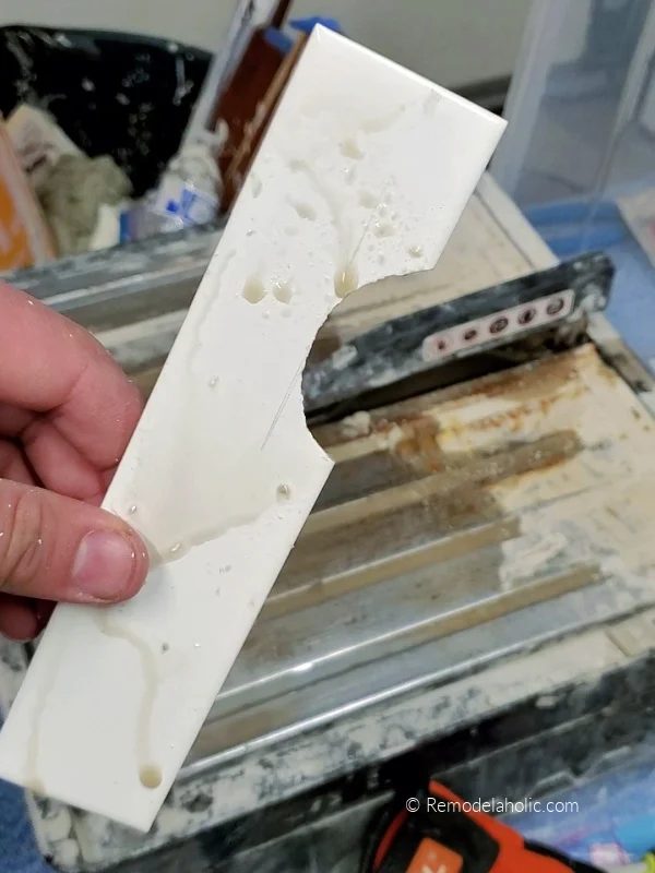How To Cut Tile Curved Rounded Around Pipe, Bekob