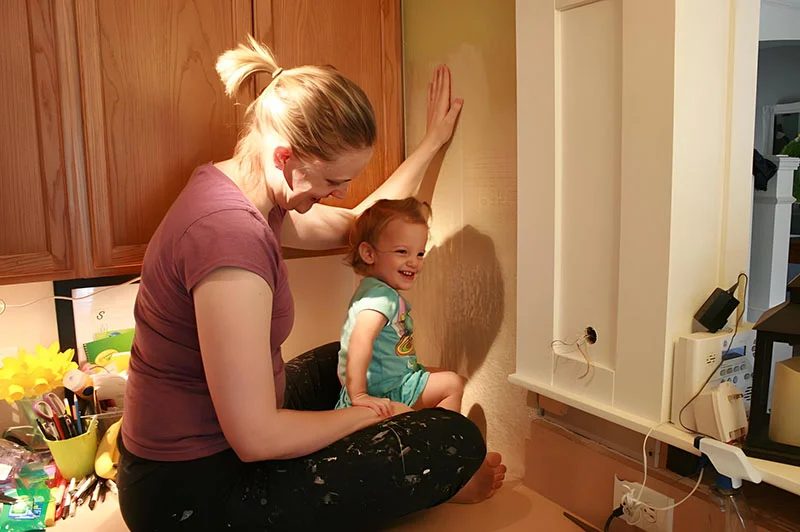 Putting Up Tile Adhesive Mat Cropped - How to Install Kitchen Backsplash Tile Handmade
