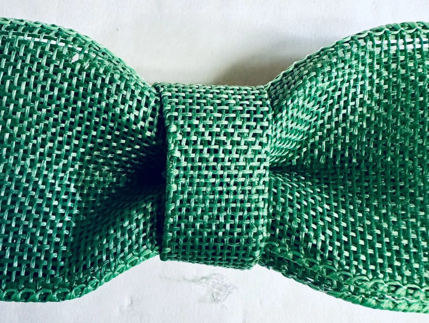 Christmas Dollar Tree Candy Cane Wreath Form With Elf, How To Make A Burlap Bow, Bekob