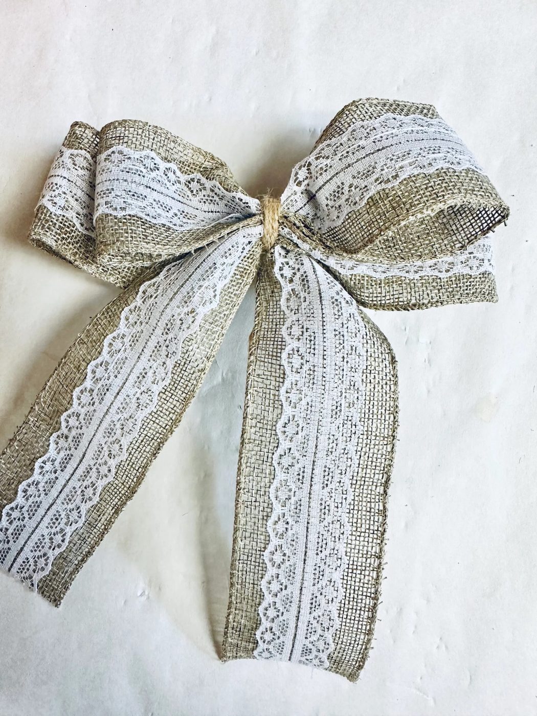 How to tie a bow from burlap and lace rustic bow