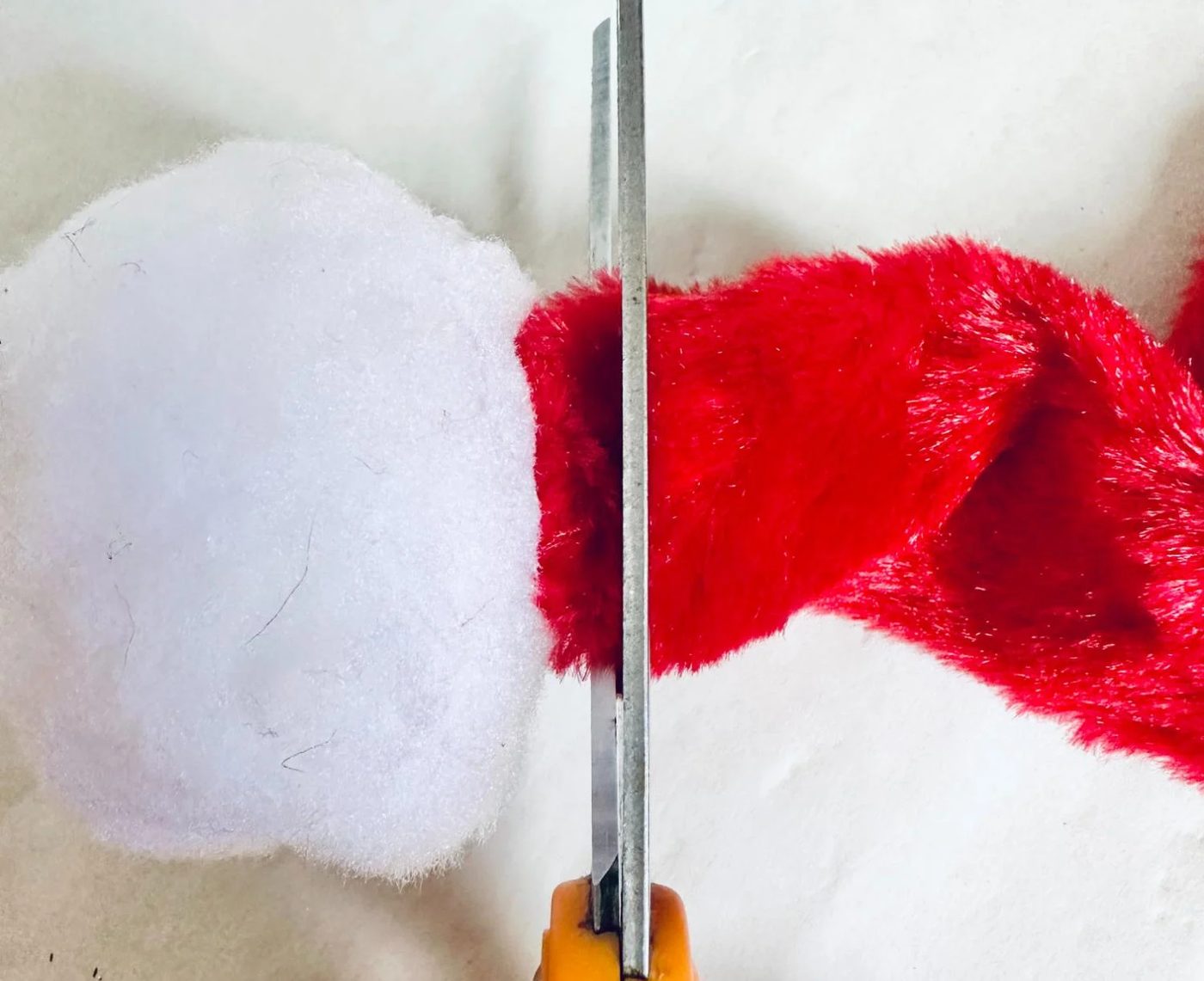 How To Make A Grinch Wreath From Dollar Tree Scarf Santa Hat, Bekob