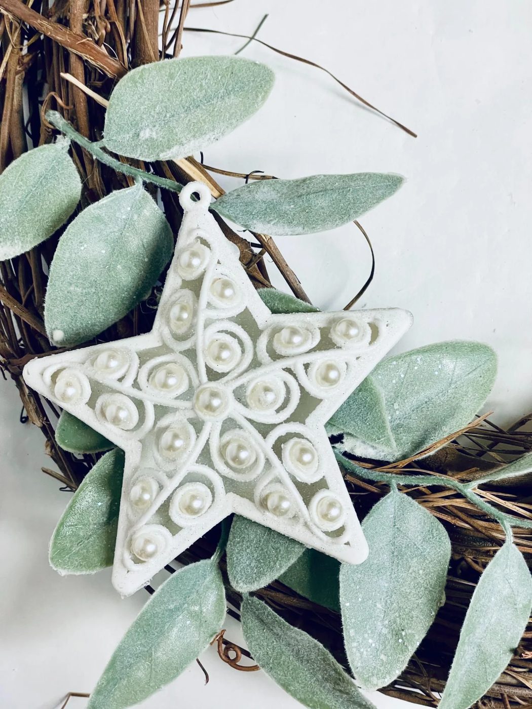 Handmade Winter Grapevine Wreath walkthrough, Bekob (5)