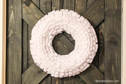 How To Make A Snowman Wreath, From Bekob