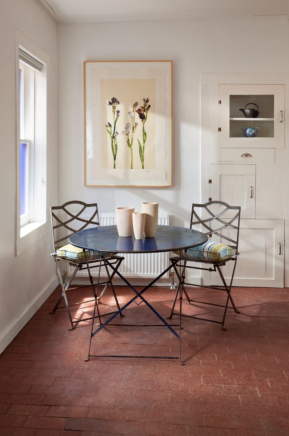 a well fitted breakfast corner nook | by Violante & Rochford Interiors, photo credit © Wendy McEahern