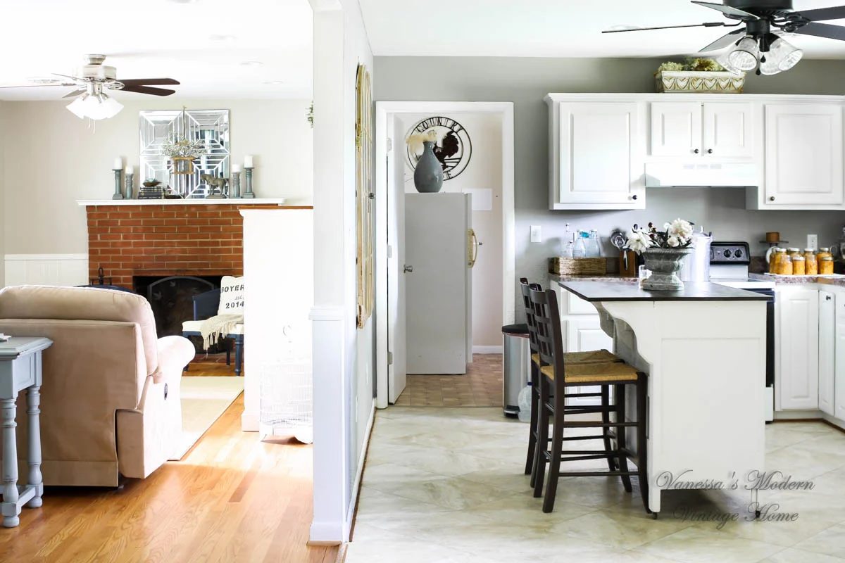 Kitchen transformation, after, wood to white, by Vanessa's Modern Vintage Home featured on @Bekob