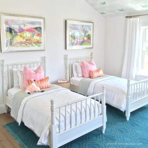 Colorful Shared Girls Bedroom Decor options, 2015 UVPH, Photo Bekob