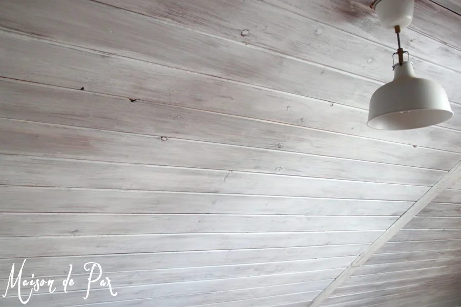 whitewashed plank walls and ceiling walkthrough, Maison de Pax on Bekob
