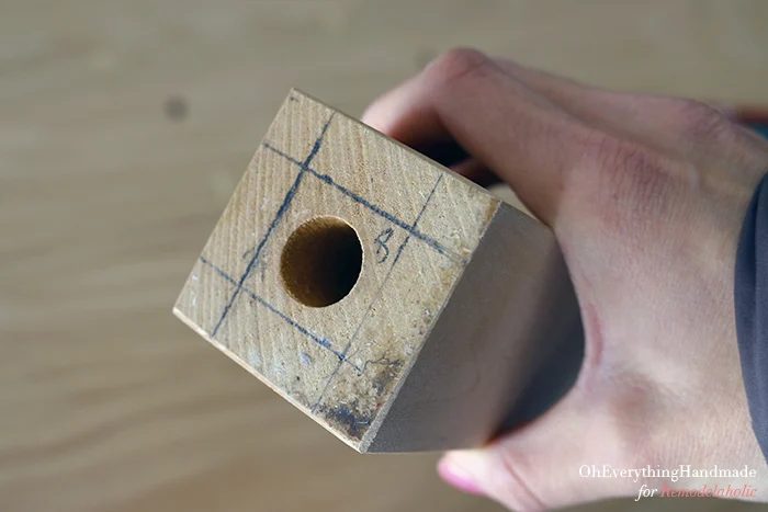 Ikea Karlstad Tapered leg - measuring the leg
