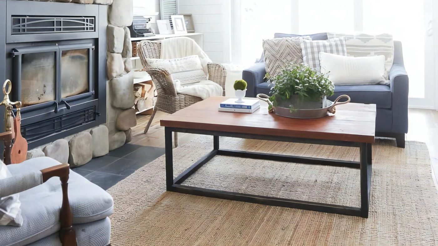 1 Handmade Reclaimed Wood Coffee Table 13 034040