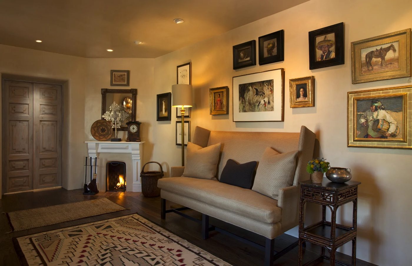 comfortable study with tall settee bench by Violante & Rochford Interiors, photo credit © Wendy McEahern