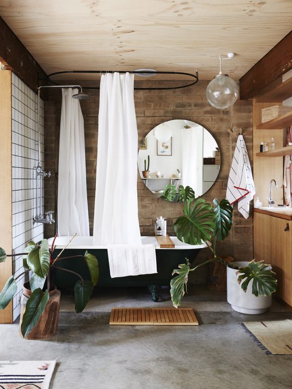 Tropical bathroom | Modern Tropical Style on Bekob.com