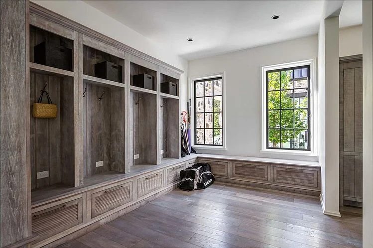 Large Farmhouse mudroom | 100+ striking Mudrooms and Entryways at Bekob.com