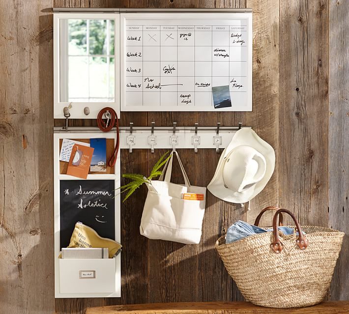 I need this command center in my entryway! Organized and neat | 100+ striking Mudrooms and Entryways at Bekob.com