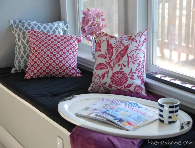 The Rozy Home - built-in window seat update via @Bekob