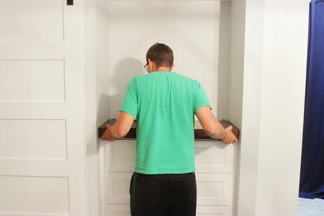 How to build a Sliding TV Platform | Home Coming for Bekob.com