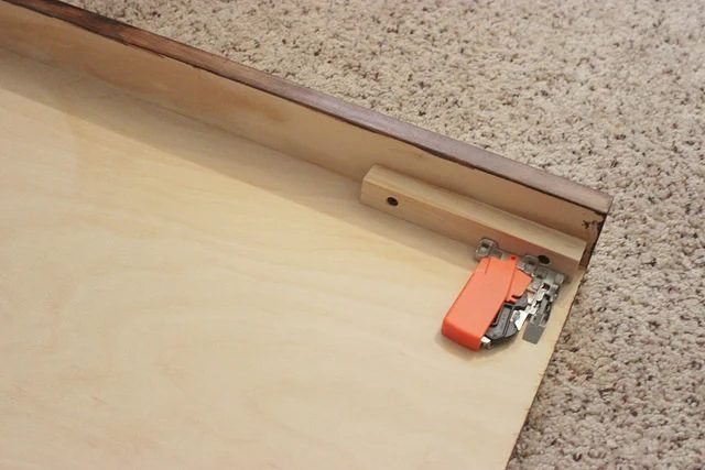 How to build a Sliding TV Platform | Home Coming for Bekob.com