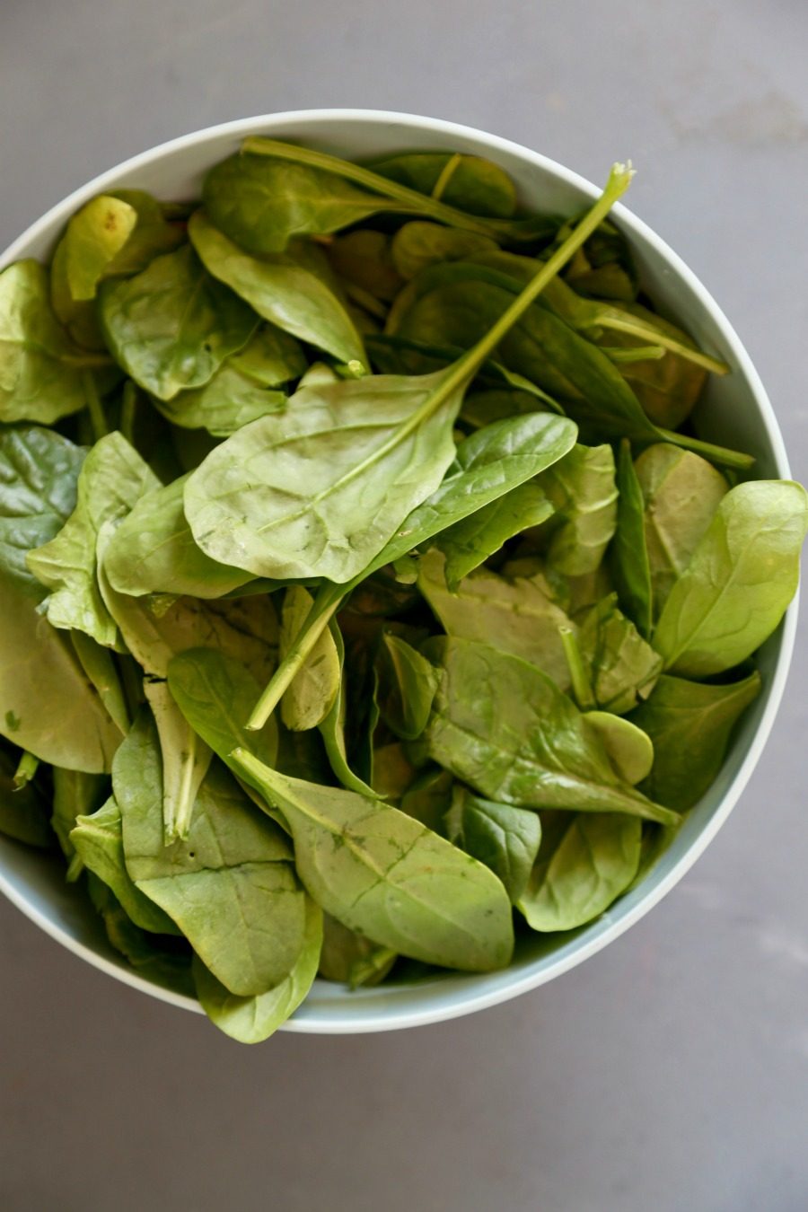 The well fitted veggie side for Asian dishes. Try this recipe for Japanese Spinach Salad at Bekob.com