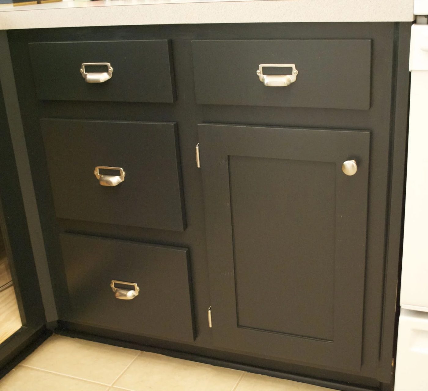 kitchen remodel black base cabinets bead baord backsplash open shelves dining room makeover (5)