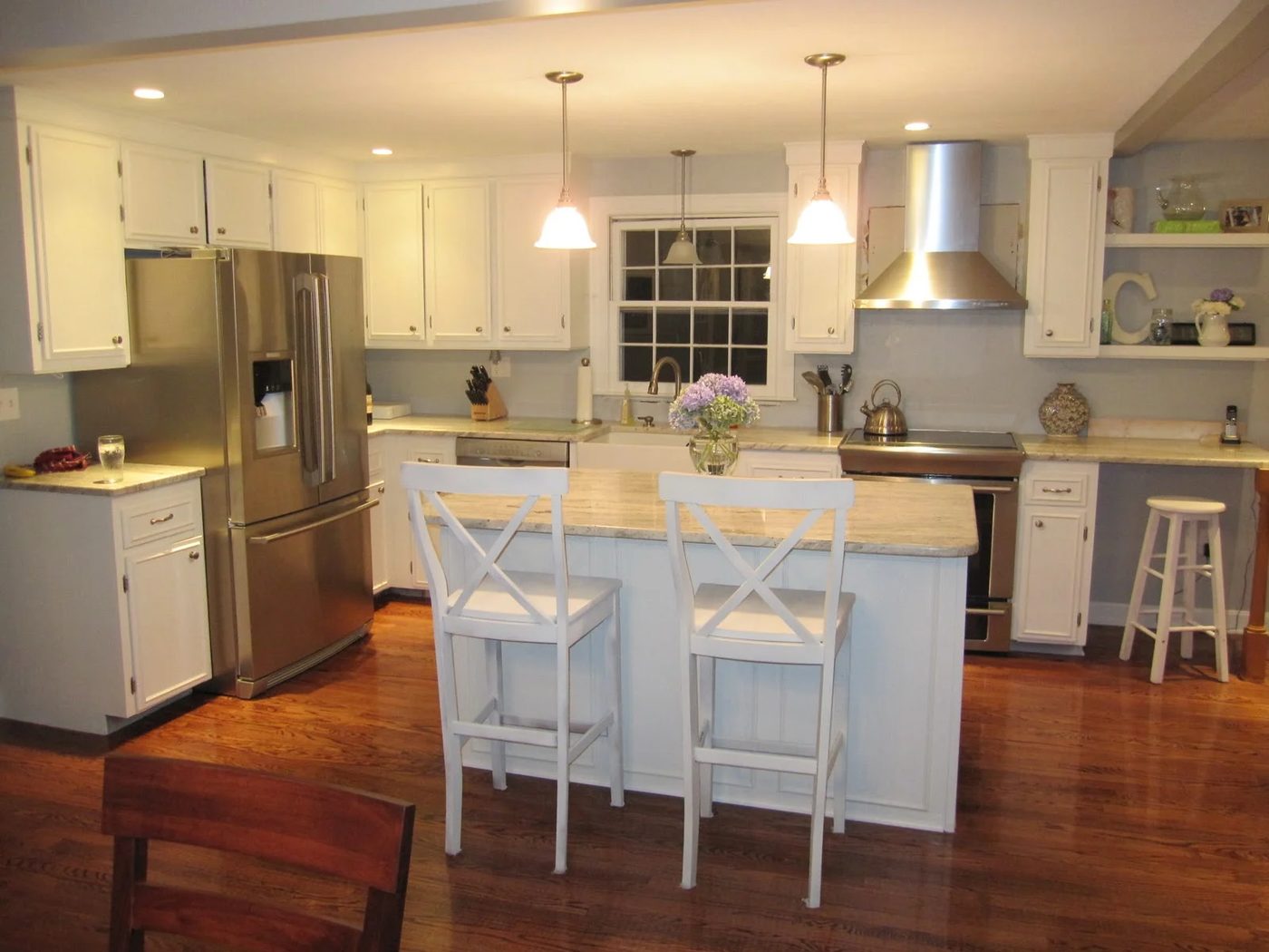 Kitchen Renovation: Stained Wood to striking White