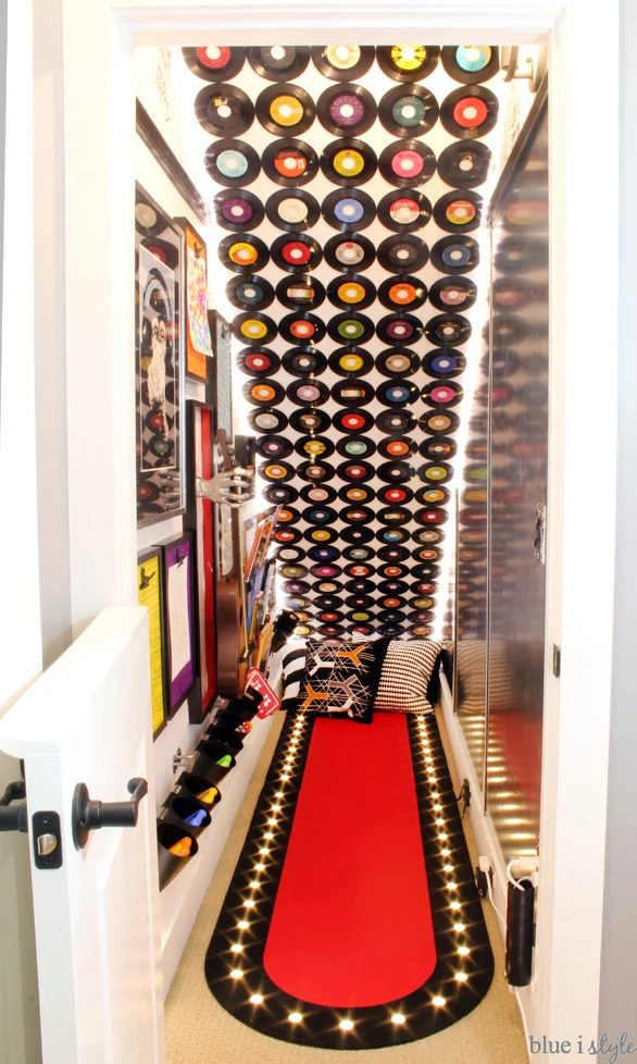 blue i style - Rock&Roll-Under-Stair-Playroom