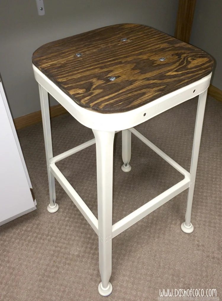 Vintage stool method