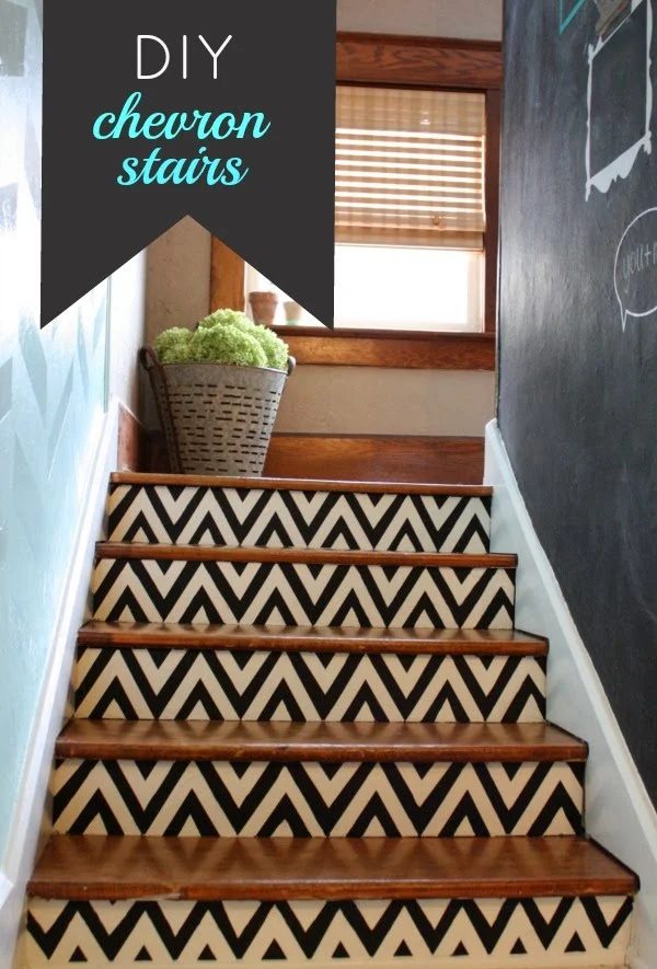 01-24 handmade chevron stairs, Robb Restyle