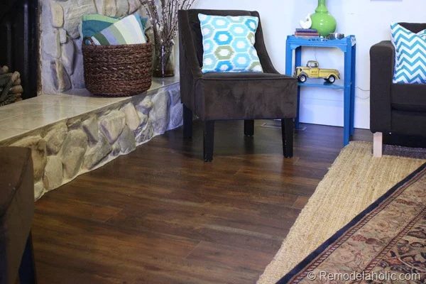 14 Flooring living room staged 001 (16)