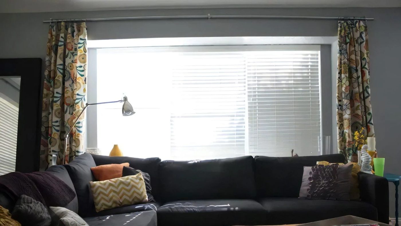 9 Conduit Window Bar 031906