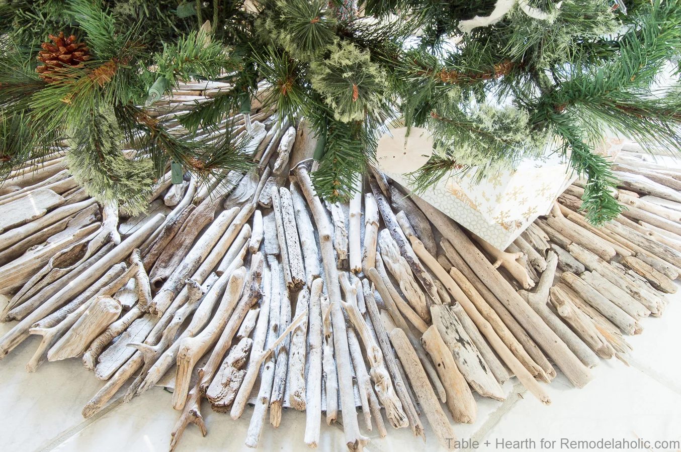 Handmade driftwood Christmas tree skirt, the well fitted addition to a coastal style Christmas tree and decor