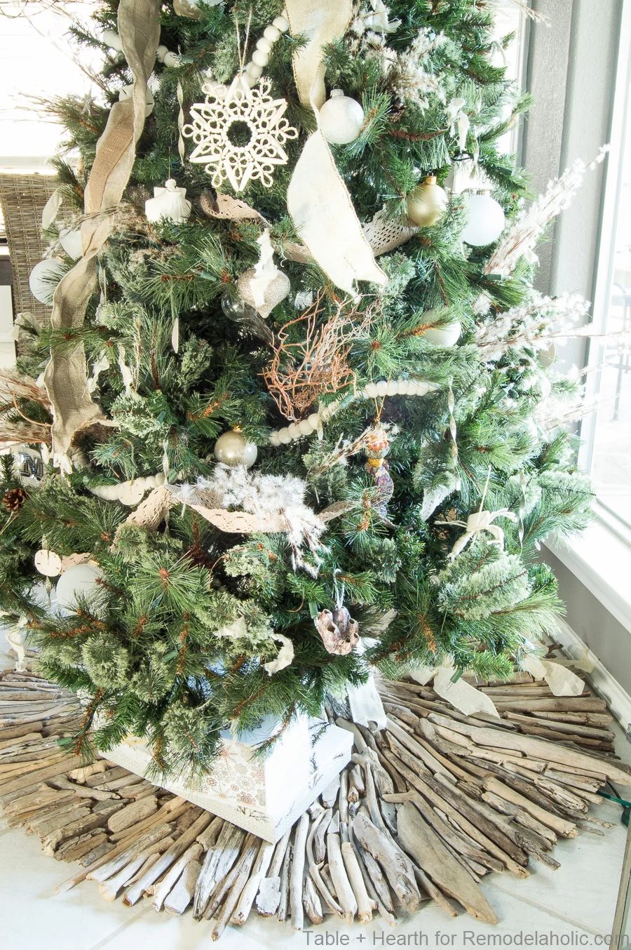 Handmade driftwood Christmas tree skirt, the well fitted addition to a coastal style Christmas tree and decor