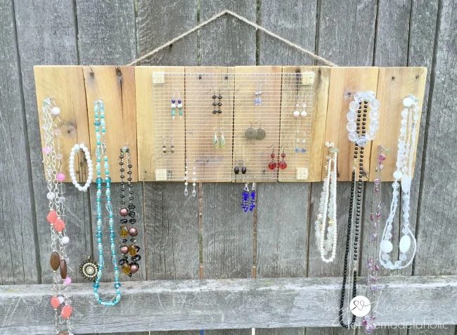 front view of rustic pallet jewelry holder