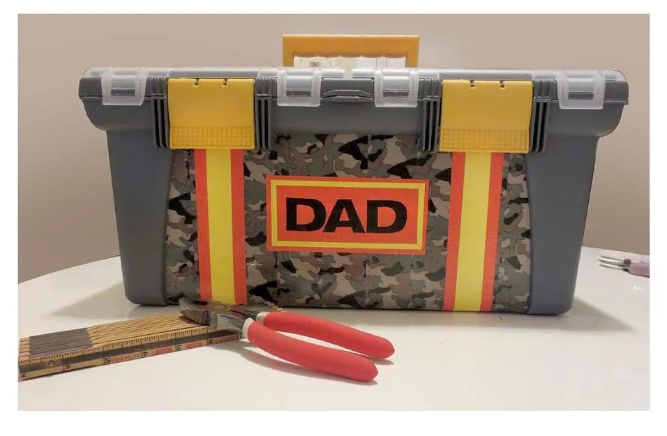 tipsaholic-fathers-day-tackle-box-scotch-2