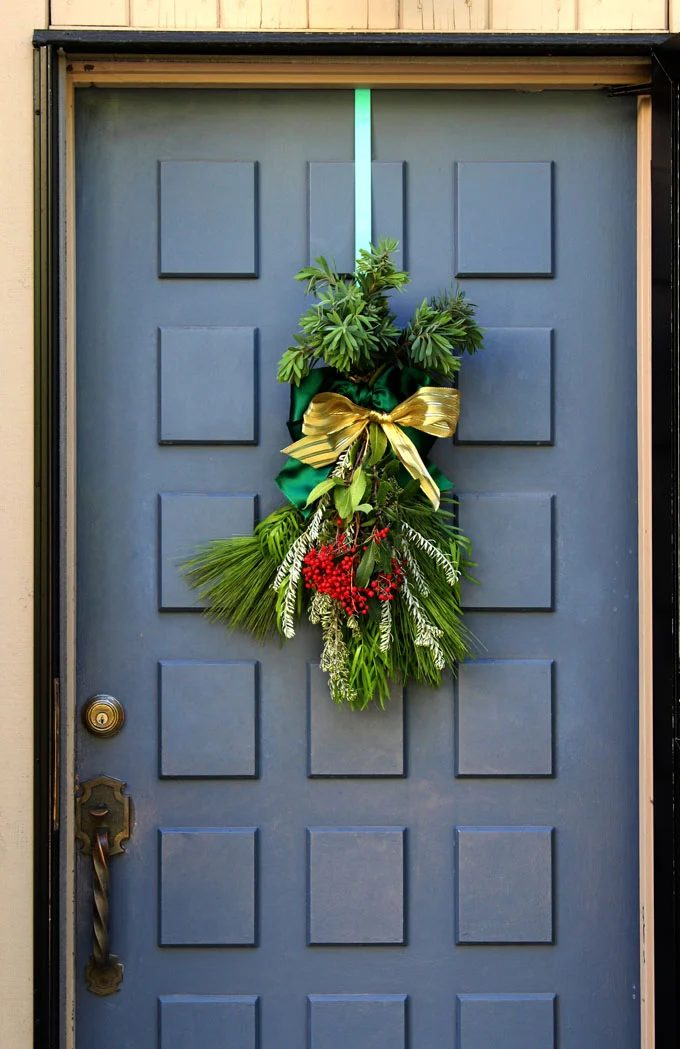 Handmade Christmas Swag Apieceofrainbowblog walkthrough (15)