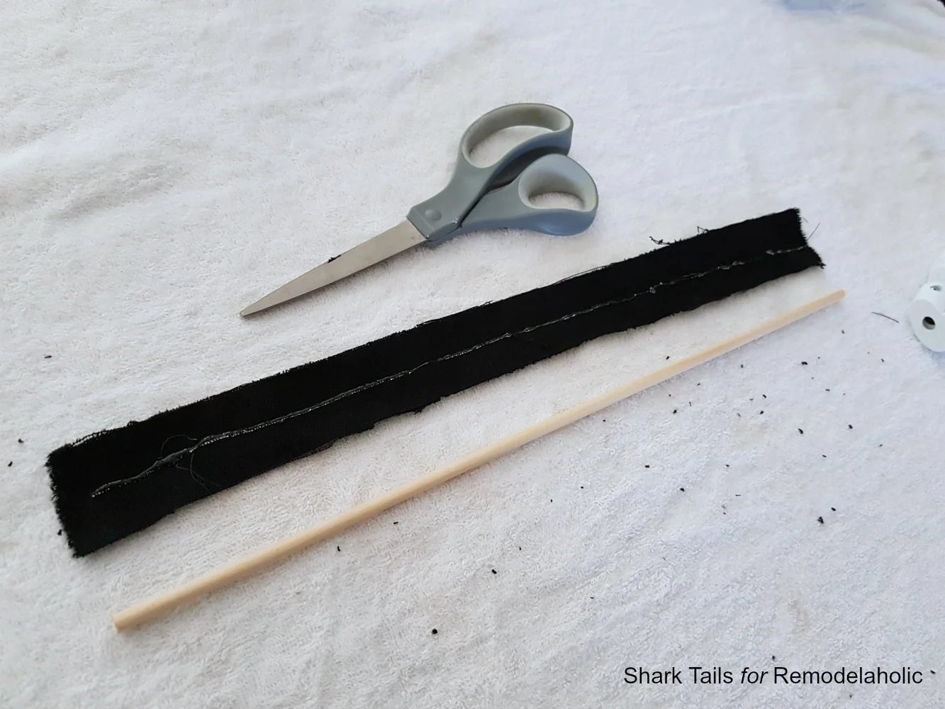 How to make a Felt Letter Board by Shark Tails featured on Bekob