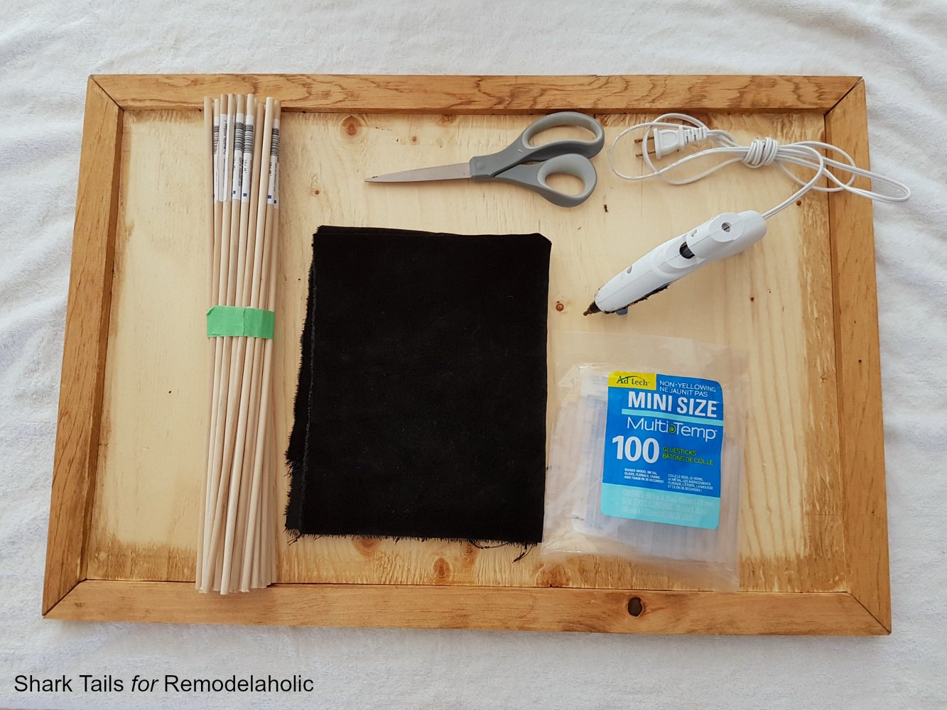 Handmade Felt Letter Board by Sharktails featured on Bekob