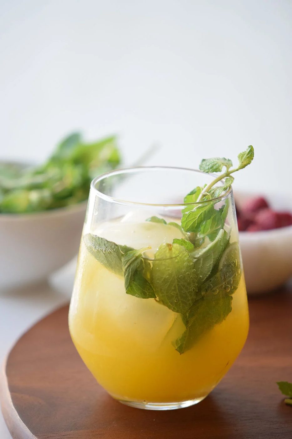 direct drink to stay cool in a healthy way with a mango basil spritzer
