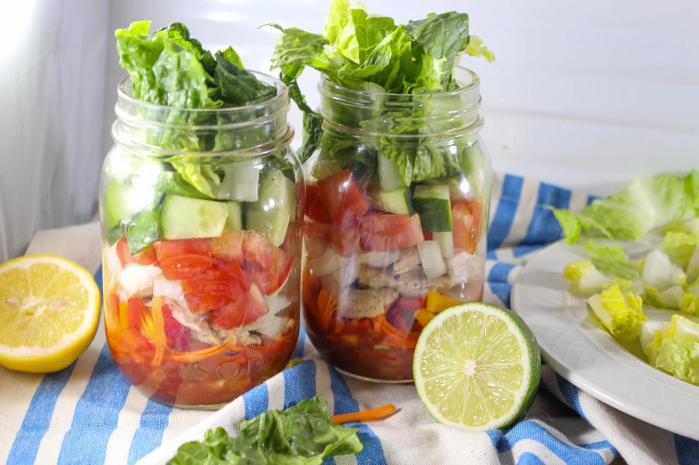 Fresh and Flavorful: Mason Jar Taco Salad Recipe