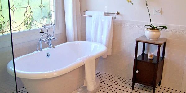 Master Bathroom Remodel With New Tub, Floors, & Vanities