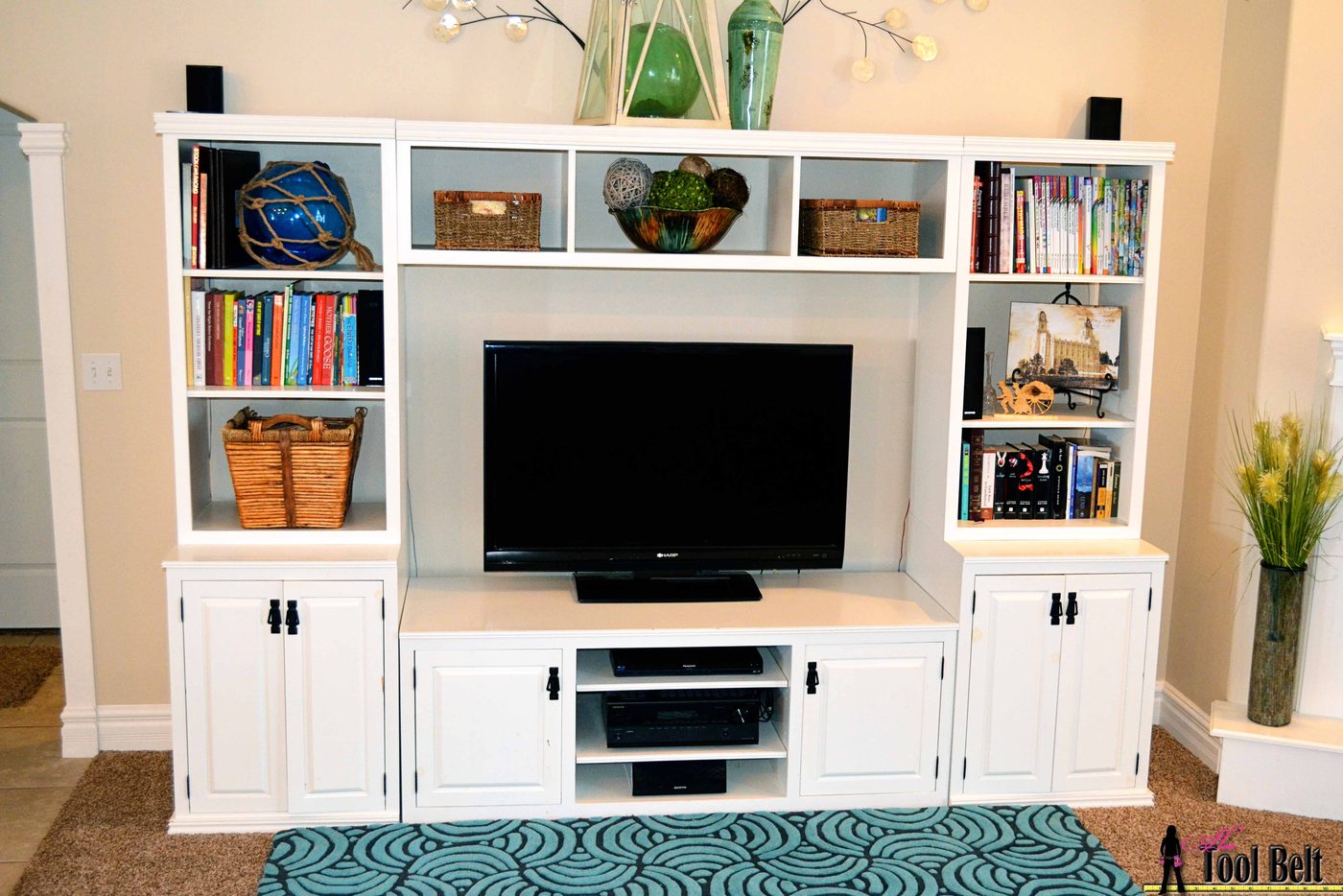 How to build a Pottery Barn inspired media center, Her Tool Belt on Bekob