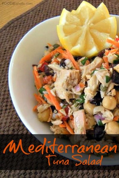 Mediterranean Tuna Salad | FOODIEaholic.com #recipe #cooking #appetizer #salad #tuna #Mediterranean